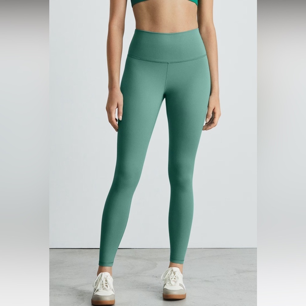 Everlane Green High-Waist Leggings - Like new!